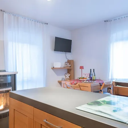 Apartman Cjase Al Tistignar *